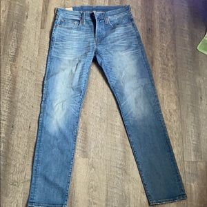 Men’s JCREW jeans LIGHTLY worn 31/32 slim fit